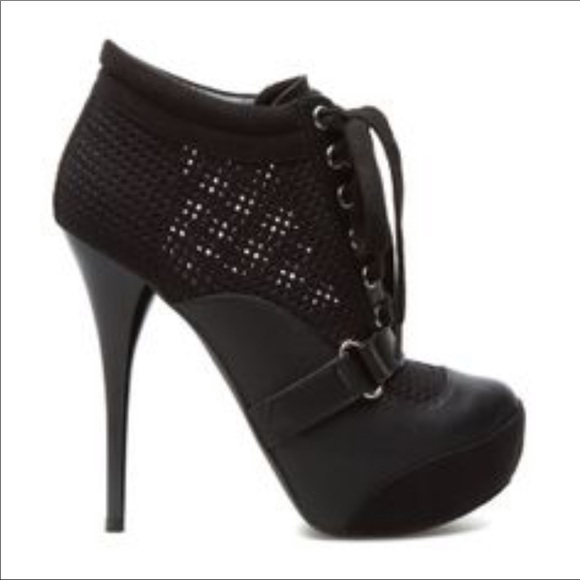 ❌❌SOLD❌❌Black, shoedazzle:scene lace up booties - Picture 1 of 7